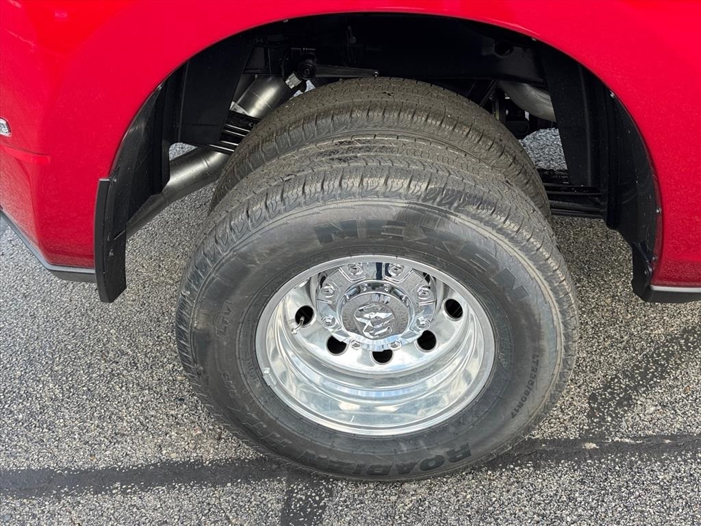 New 2026 Ram 3500 LARAMIE CREW CAB 4X4 8' BOX Pickup