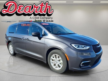 Used 2023 Chrysler Pacifica Touring L Van Passenger Van for sale in Monroe, WI