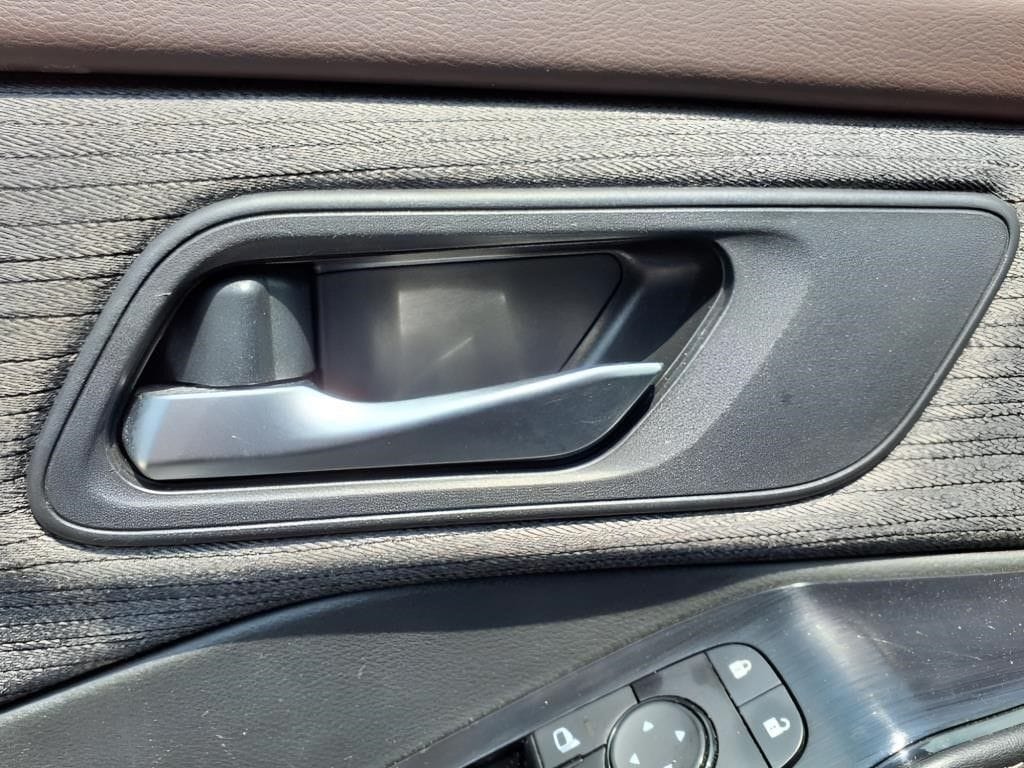 2023 Nissan Rogue SV - Photo 17