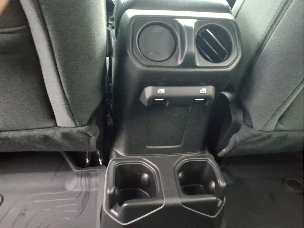 2026 Jeep Gladiator Sport S - Photo 8