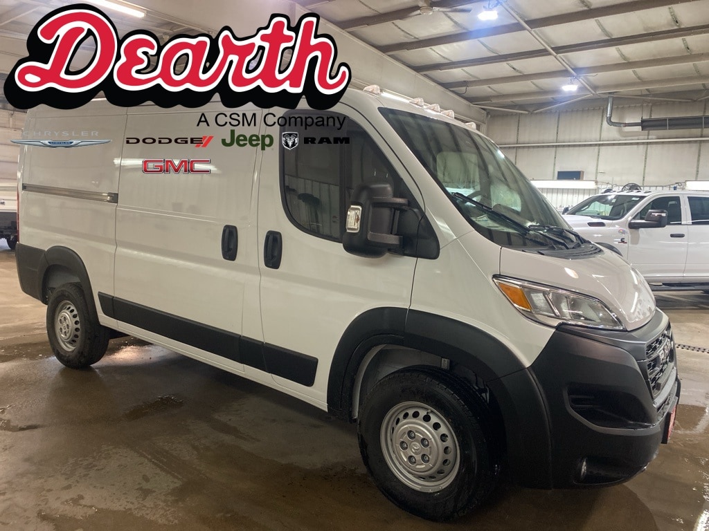 New 2025 Ram ProMaster PROMASTER 1500 TRADESMAN CARGO VAN LOW ROOF 136' W Cargo Van