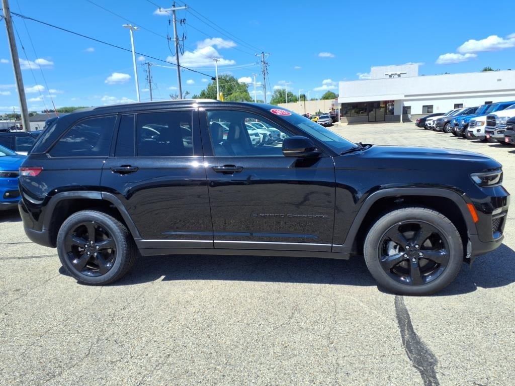Used 2023 Jeep Grand Cherokee Limited with VIN 1C4RJHBG3PC502491 for sale in Monroe, WI