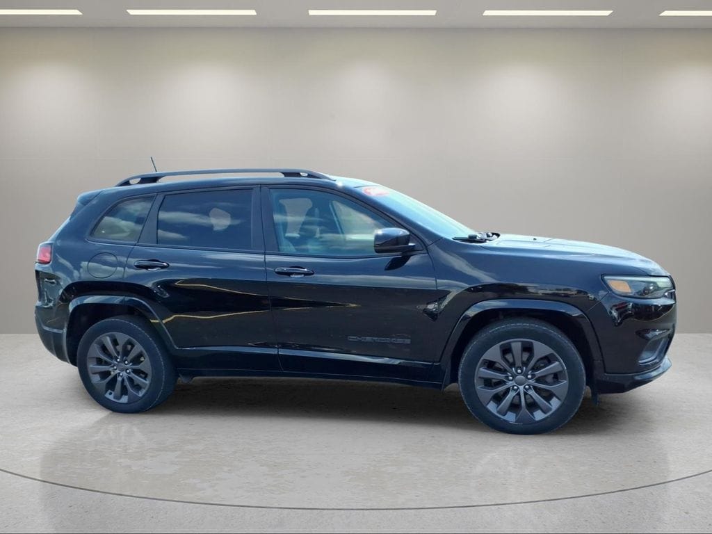 Used 2019 Jeep Cherokee High Altitude with VIN 1C4PJMDX4KD399243 for sale in Monroe, WI