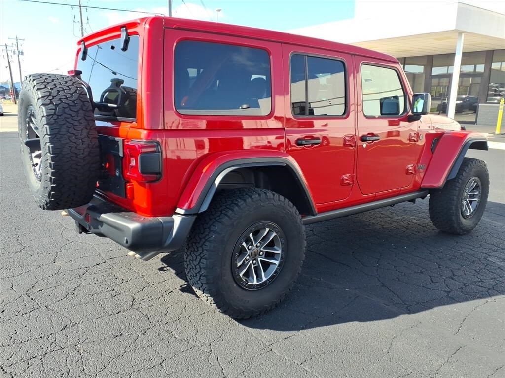 2024 Jeep Wrangler Rubicon 392 photo 3