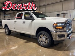 2026 Ram 2500 TRADESMAN CREW CAB 4X4 8' BOX Pickup