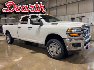 2026 Ram 2500 TRADESMAN CREW CAB 4X4 8' BOX Pickup