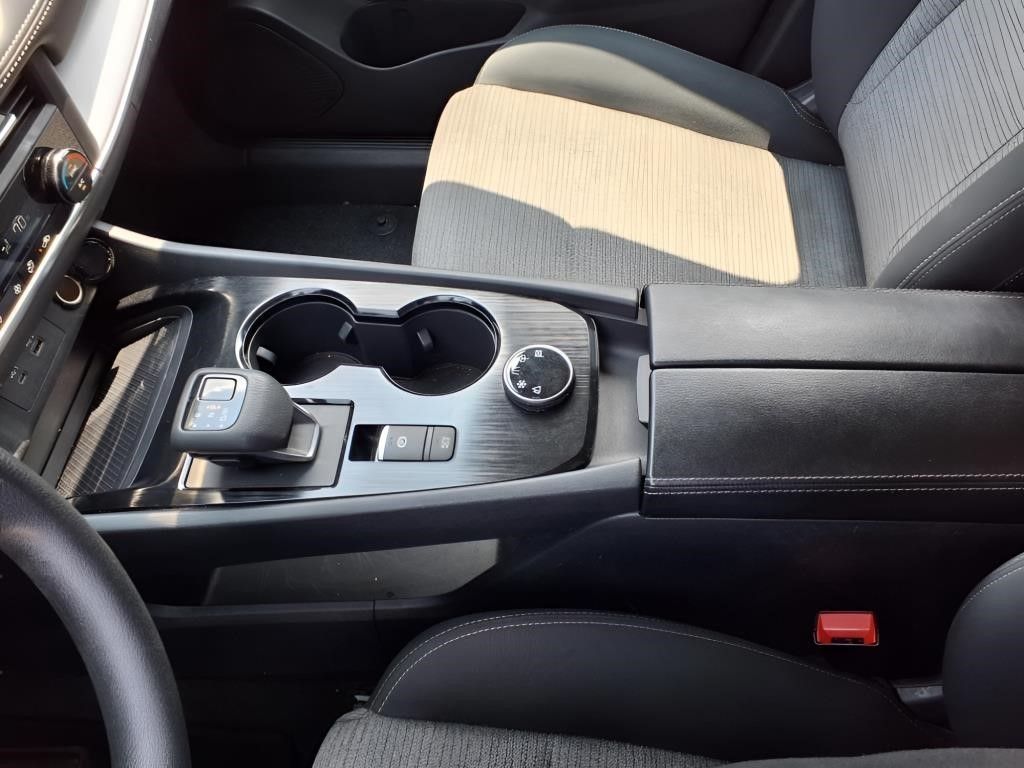 2023 Nissan Rogue SV - Photo 15