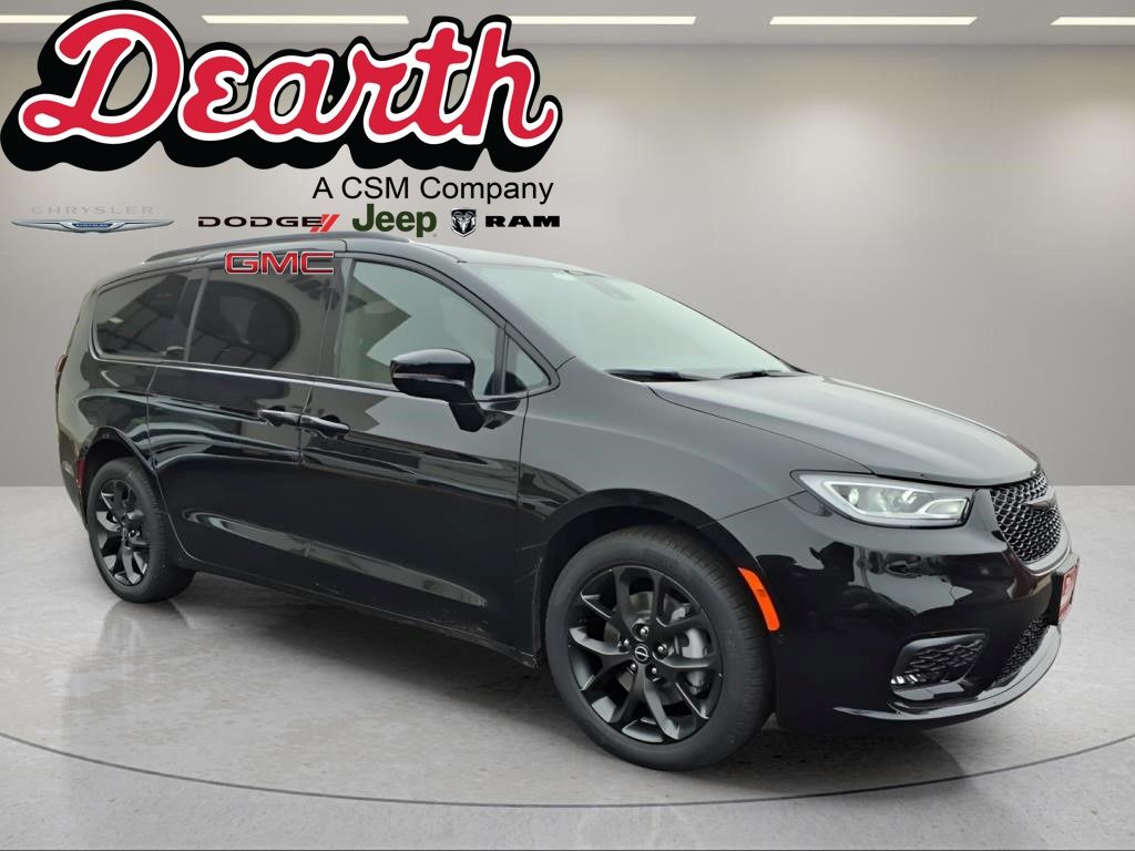 2026 Chrysler Pacifica Select AWD's photo