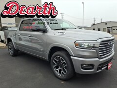 2026 Ram 1500 LARAMIE CREW CAB 4X4 5'7 BOX Pickup
