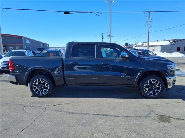 2025 Ram 1500 Laramie photo 2