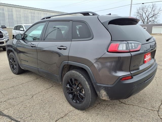 2023 Jeep Cherokee Altitude Lux photo 3