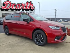 2026 Chrysler Pacifica LIMITED Passenger Van