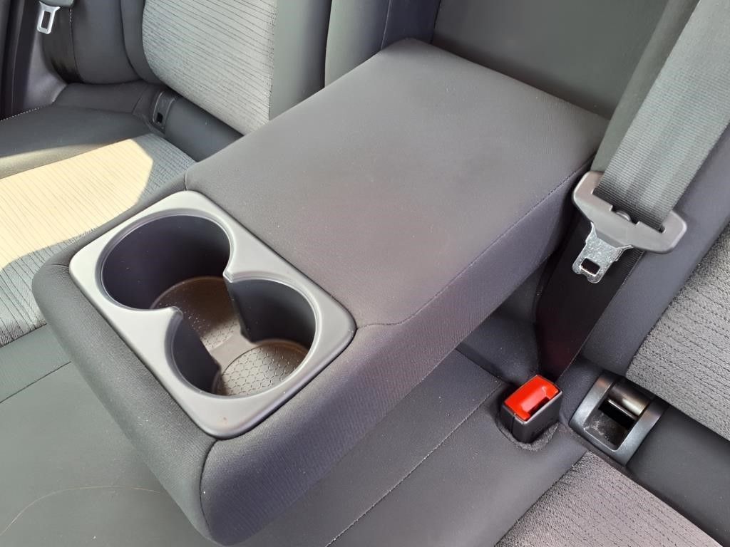 2023 Nissan Rogue SV - Photo 8