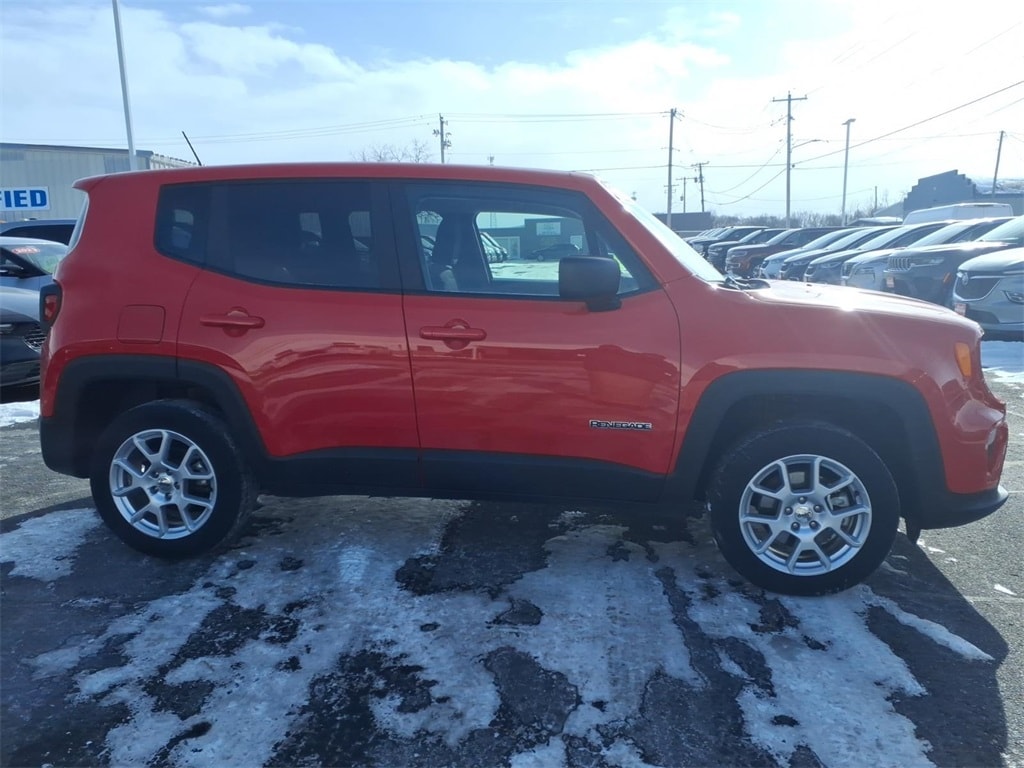 Used 2023 Jeep Renegade Latitude with VIN ZACNJDB15PPP72379 for sale in Monroe, WI