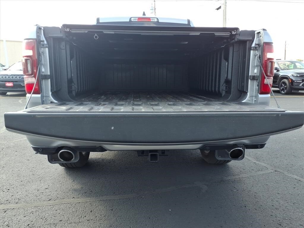 2019 Ram 1500 Longhorn photo 4