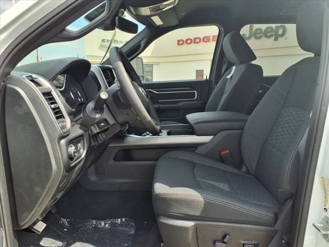 2025 Ram 2500 Big Horn photo 4