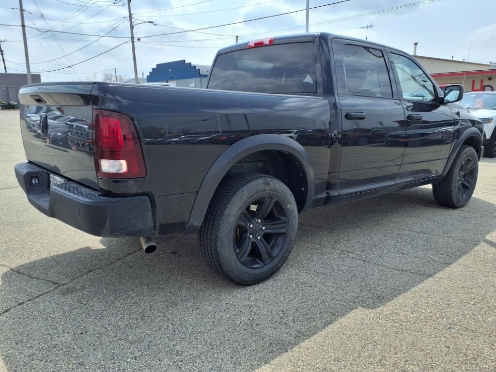 2024 Ram 1500 Classic photo 3