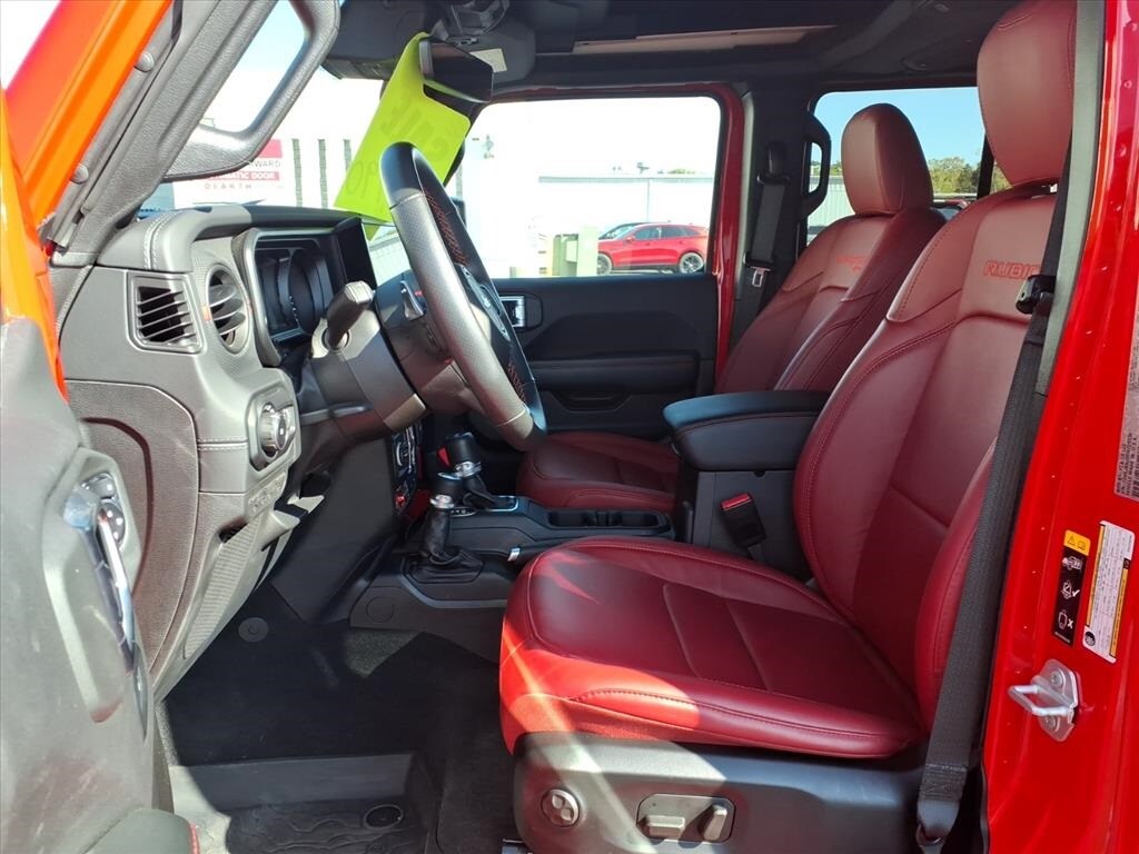 2024 Jeep Wrangler Rubicon 392 photo 4