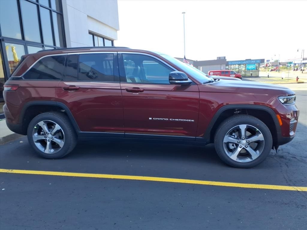 New 2025 Jeep Grand Cherokee LIMITED 4X4 Sport Utility
