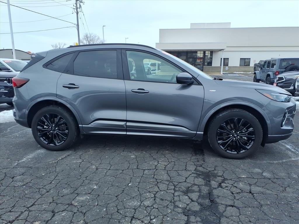 Used 2023 Ford Escape ST-Line Elite SUV