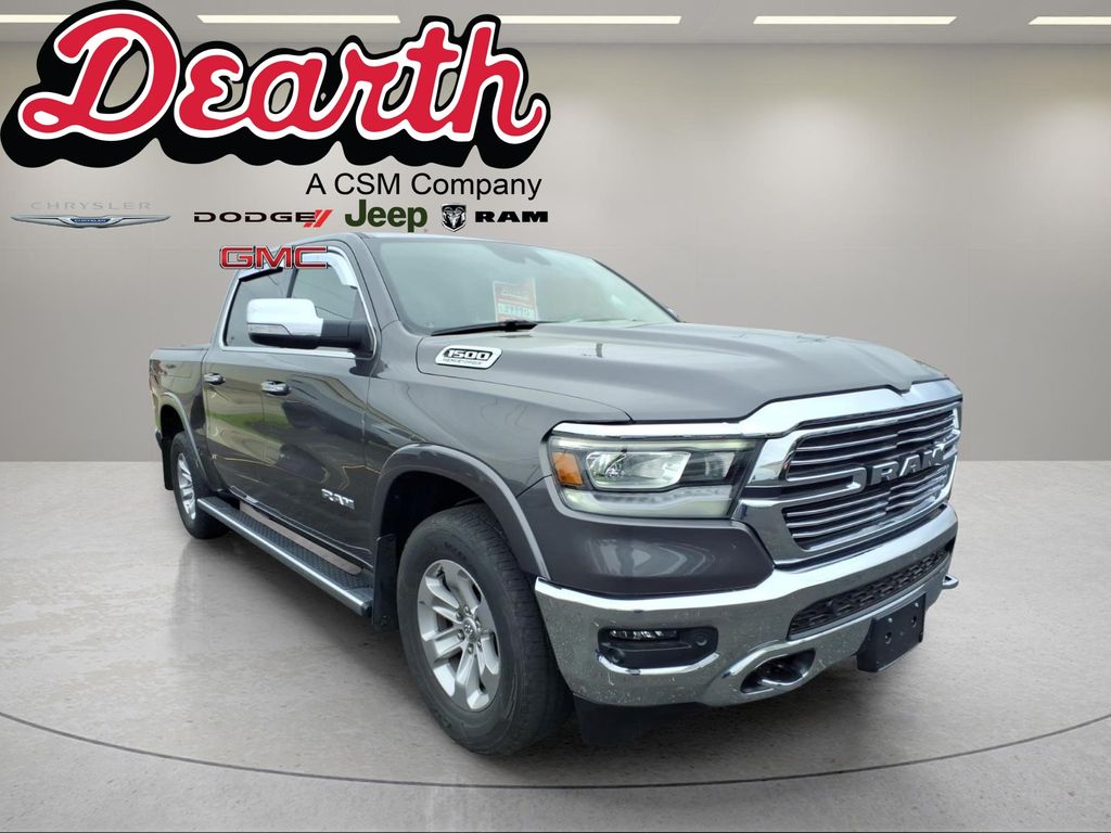 2022 RAM 1500 Laramie 4x4 Crew Cab 5'7's photo