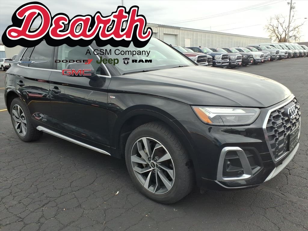 2023 Audi Q5 Premium Plus's photo