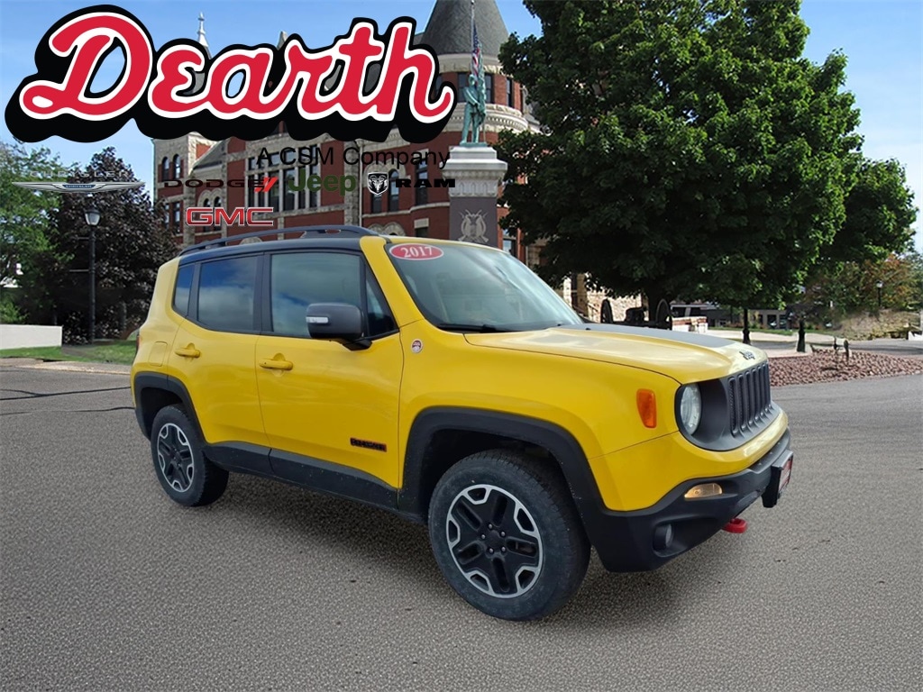 Used 2017 Jeep Renegade Trailhawk 4x4 SUV