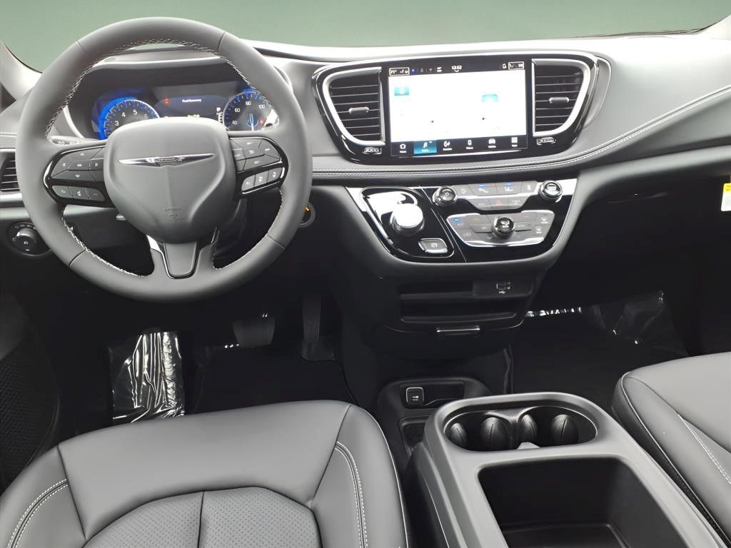 2026 Chrysler Pacifica Select - Photo 9