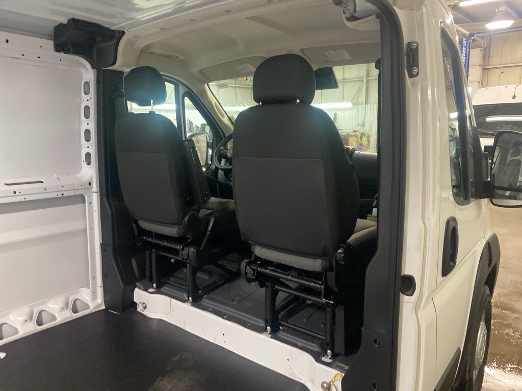 New 2025 Ram ProMaster PROMASTER 1500 TRADESMAN CARGO VAN LOW ROOF 136' W Cargo Van
