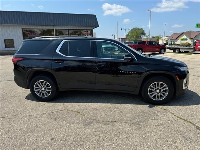 Used 2022 Chevrolet Traverse 3LT with VIN 1GNEVHKWXNJ134126 for sale in Monroe, WI