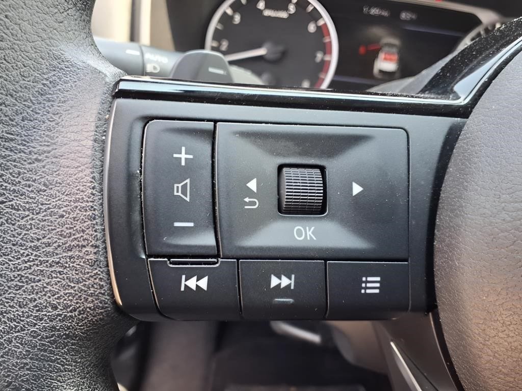2023 Nissan Rogue SV - Photo 22