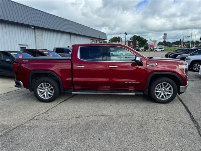 Used 2021 GMC Sierra 1500 SLT with VIN 3GTU9DED0MG254626 for sale in Monroe, WI