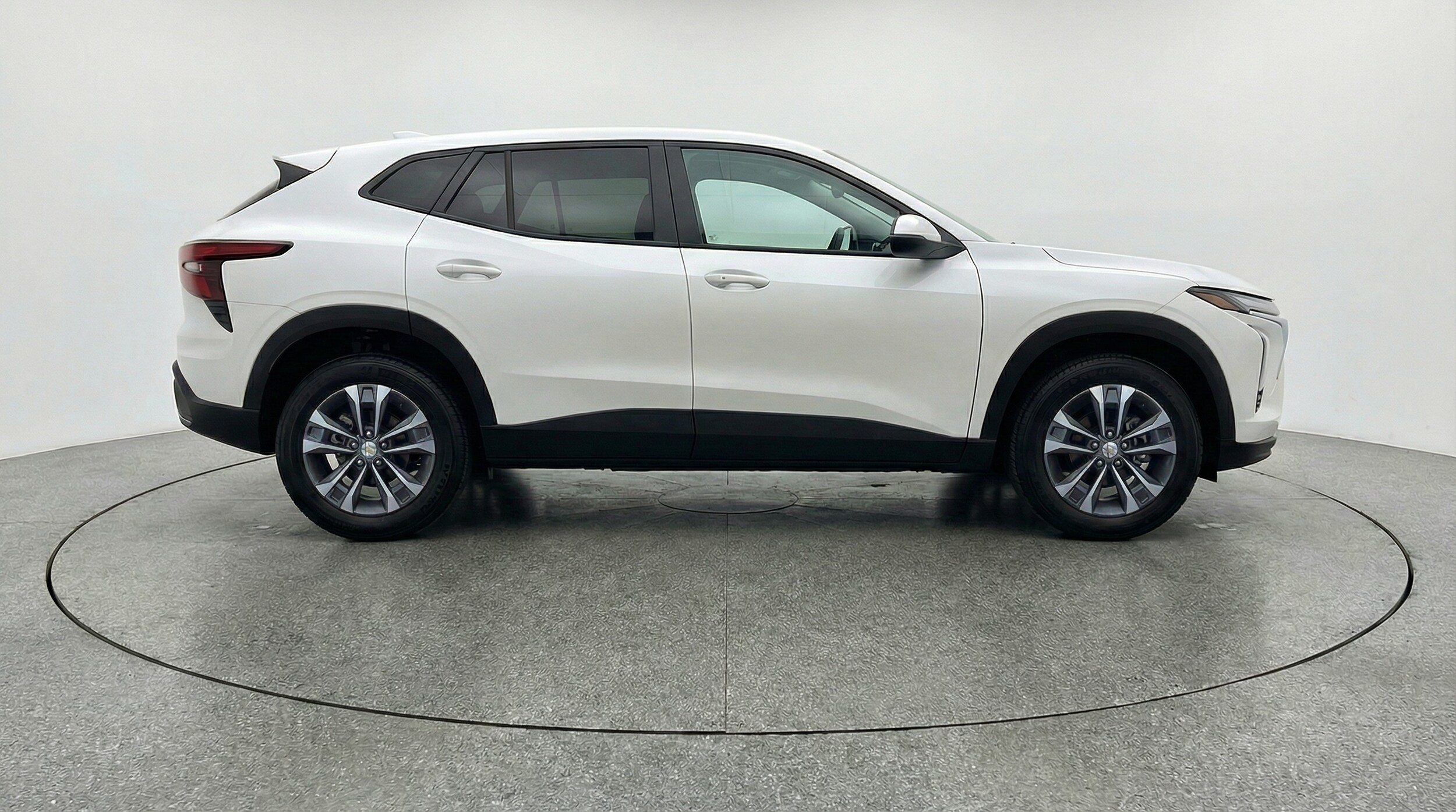 Thumbnail: 2025 Chevrolet Equinox - 8