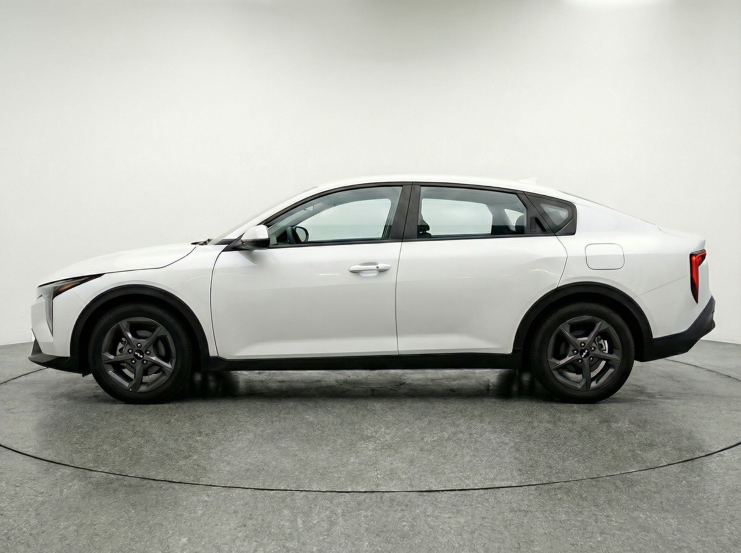 Thumbnail: 2025 Kia K4 - 4