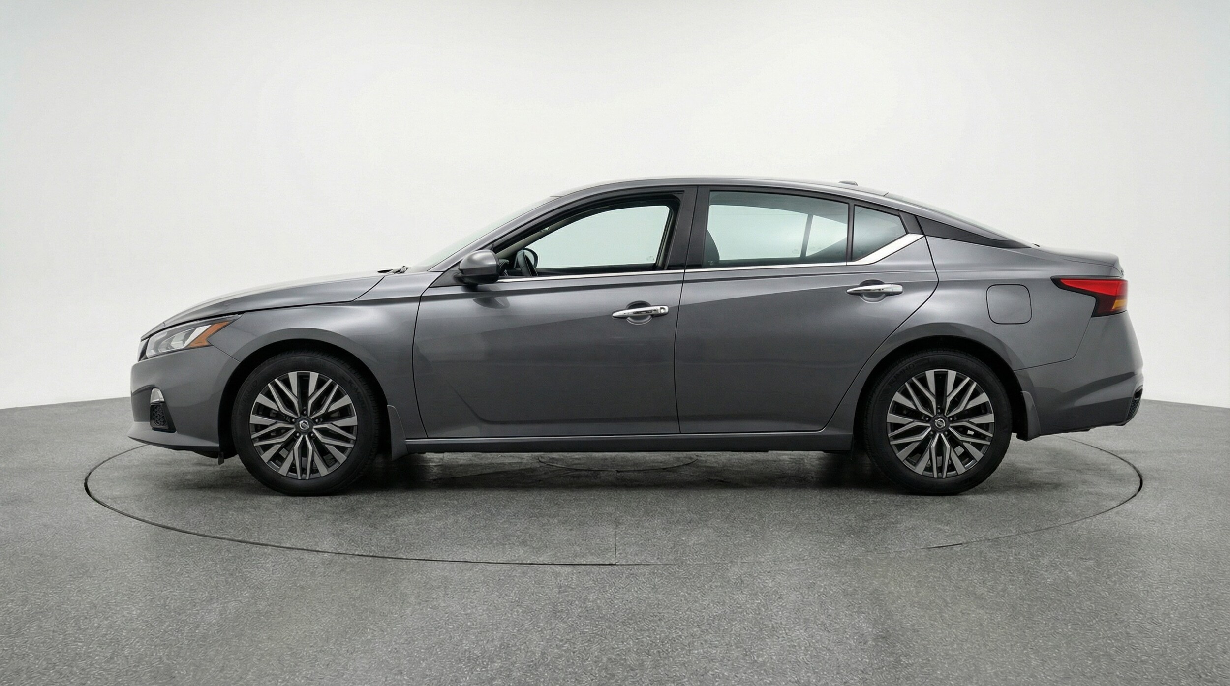 Thumbnail: 2025 Nissan Altima - 4