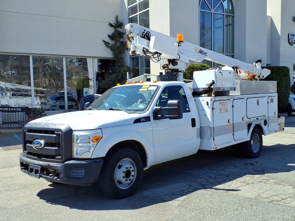 Used 2012 Ford F-350 Super Duty XL 4x2 XL Regular Cab 165 in. WB DRW Chassis