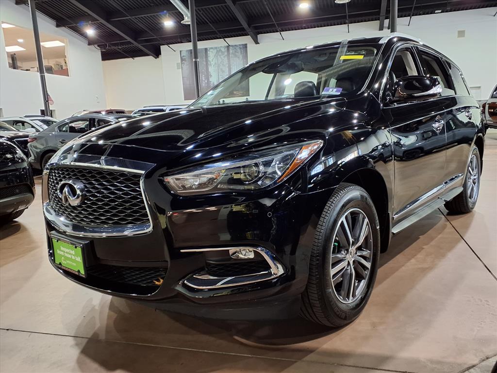 2019 Infiniti QX60 AWD Luxe photo 3