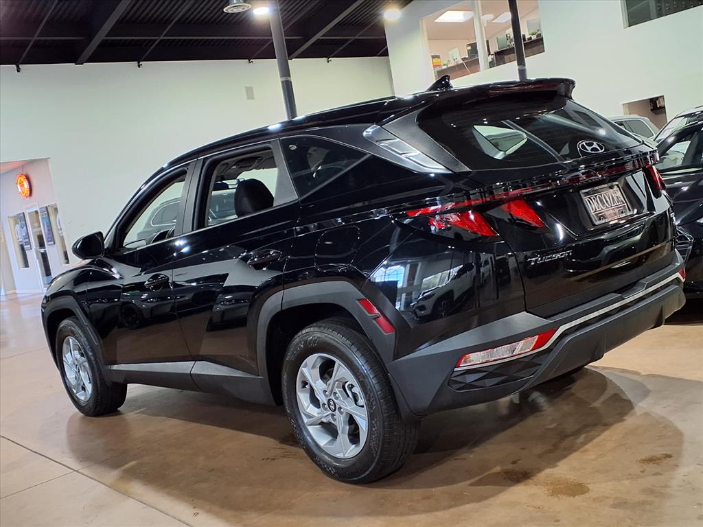 2023 Hyundai Tucson SE photo 4