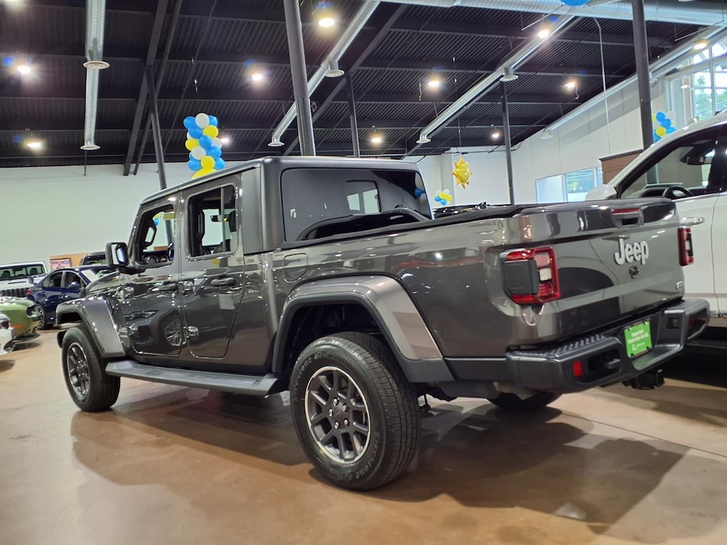 Used 2020 Jeep Gladiator Overland 4x4 Overland Crew Cab 5.0 ft. SB