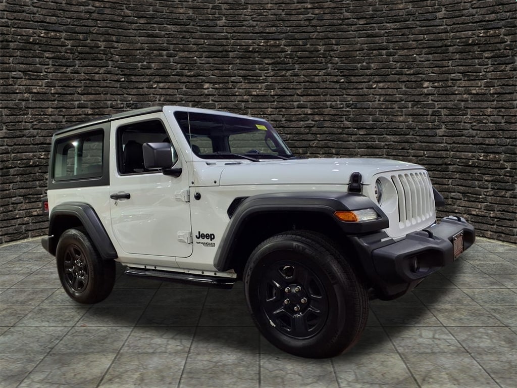 2021 Jeep Wrangler Sport's photo