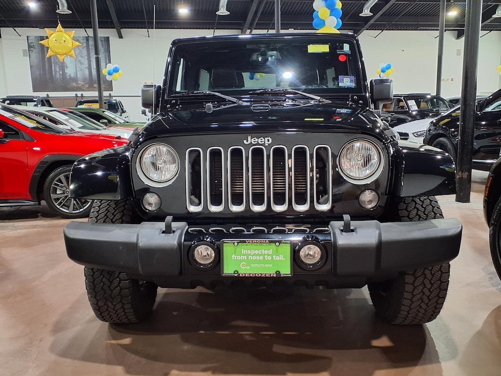 Used 2016 Jeep Wrangler Unlimited Sahara 4x4 Sahara SUV