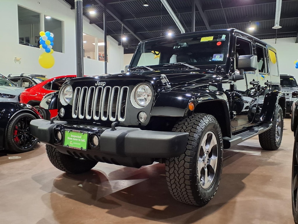 Used 2016 Jeep Wrangler Unlimited Sahara 4x4 Sahara SUV