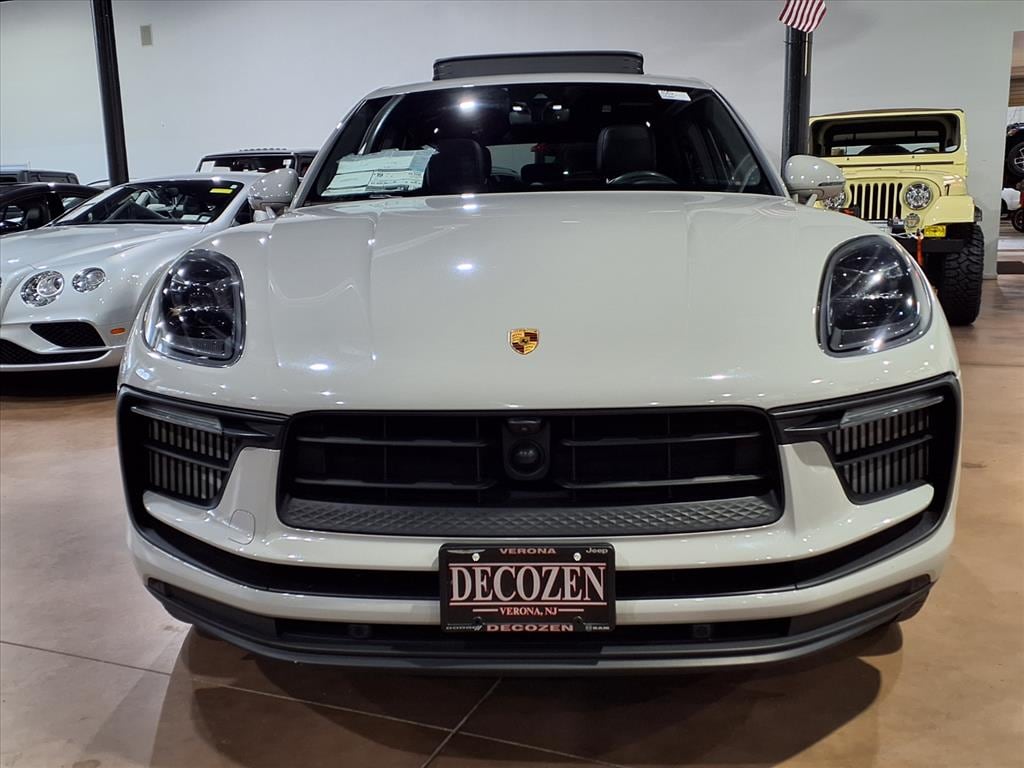 Used 2023 Porsche Macan S AWD S  SUV