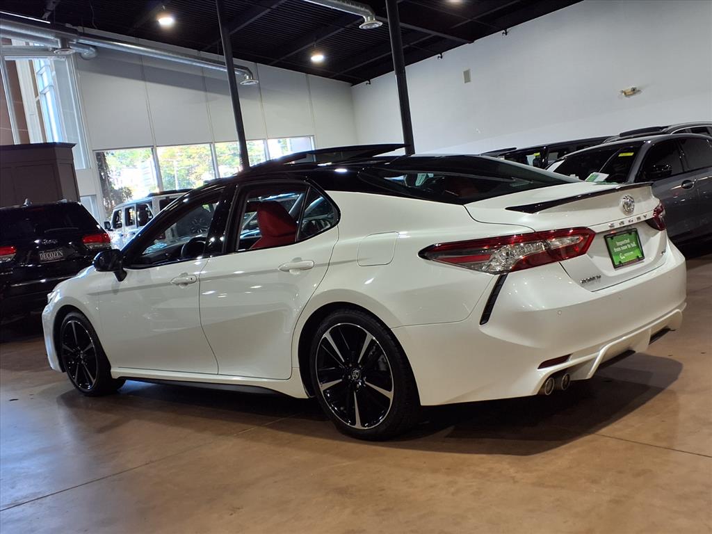 2018 Toyota Camry XSE photo 4