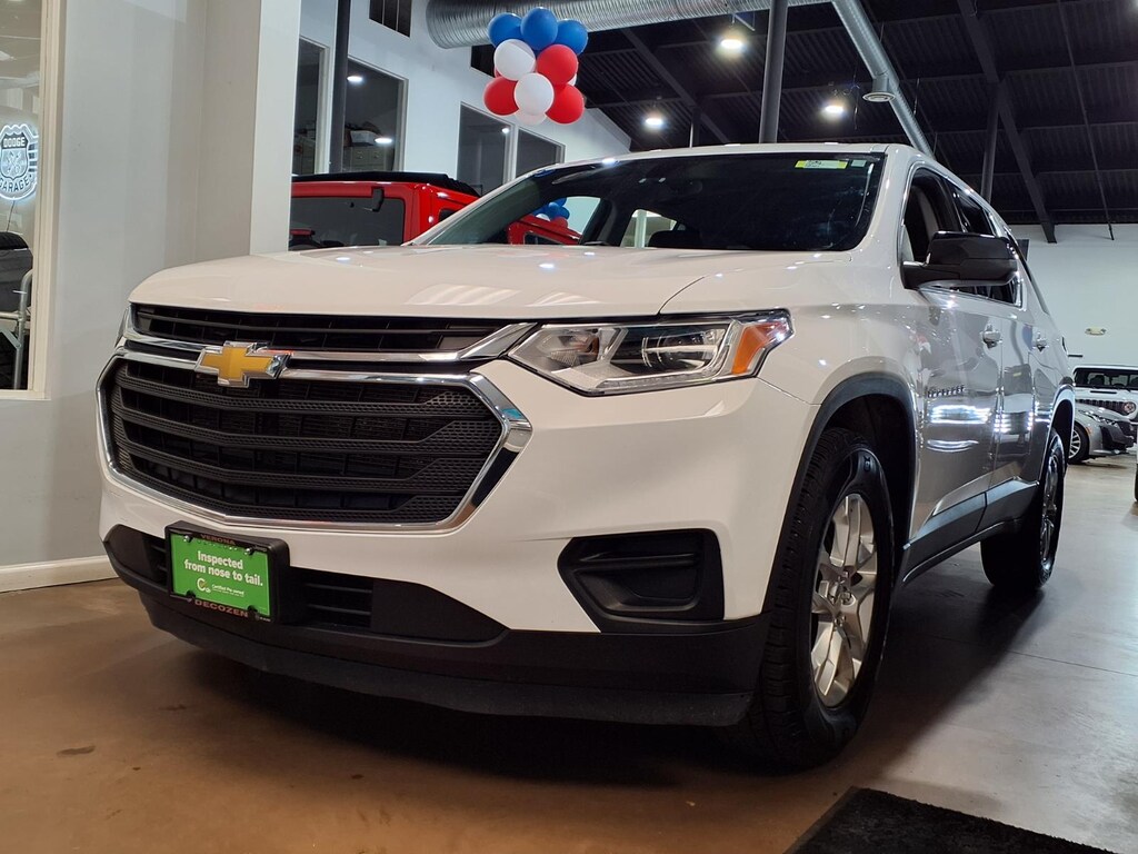 Used 2021 Chevrolet Traverse LS 4x4 LS SUV w/1LS