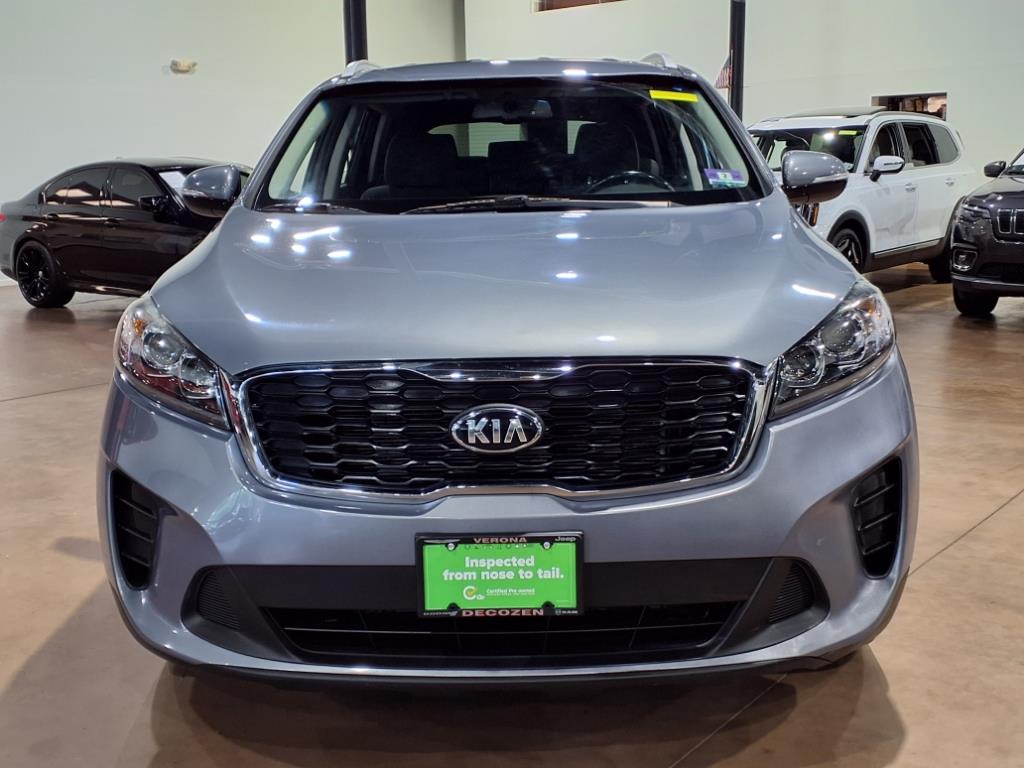 2019 Kia Sorento LX photo 2