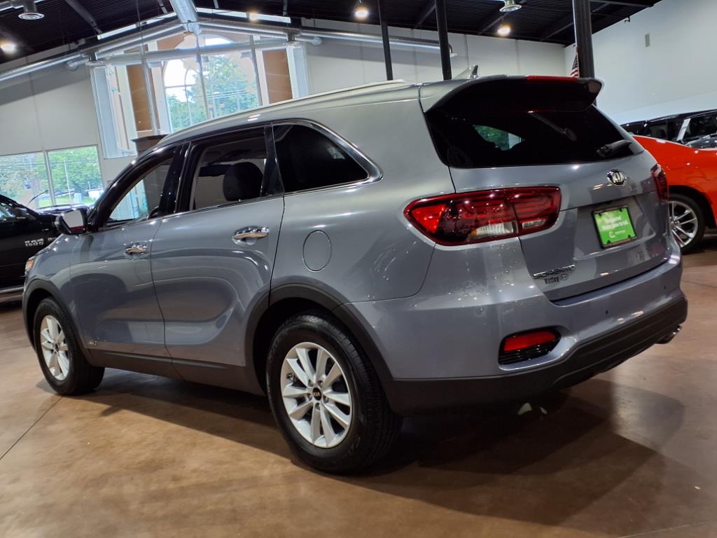 2019 Kia Sorento LX photo 4