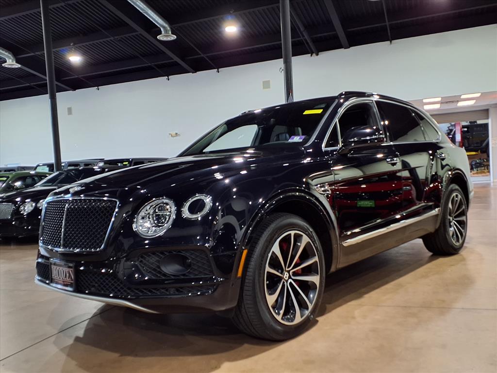 2019 Bentley Bentayga V8 photo 3
