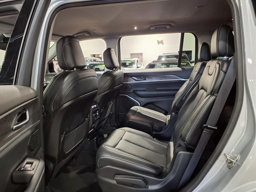 2021 Jeep Grand Cherokee L Limited - Photo 18