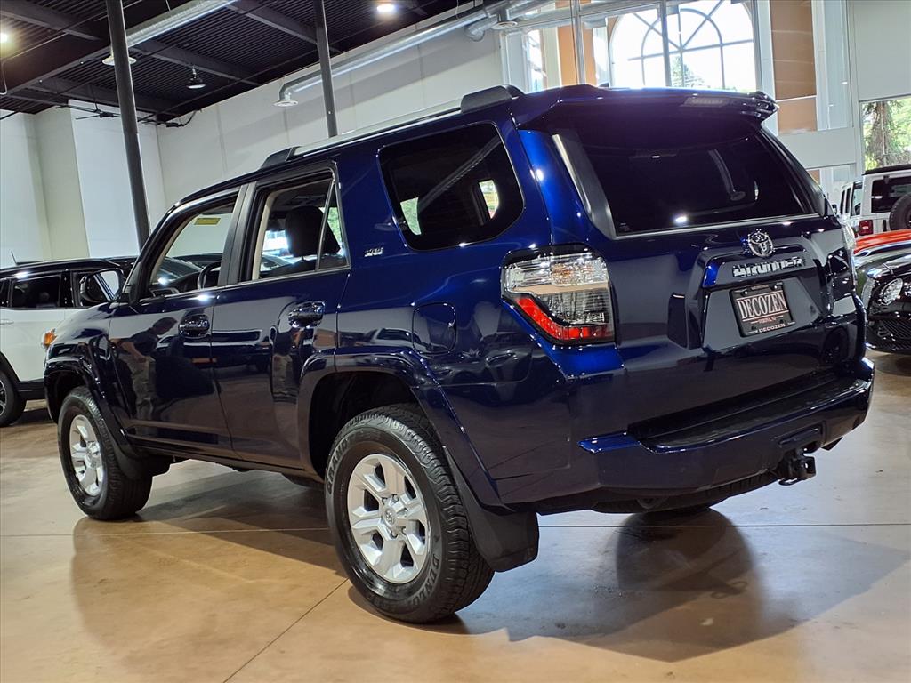 2023 Toyota 4Runner SR5 photo 4